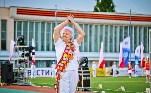 Сегодня свой день рождения празднует Тамара Григорьевна Тупикова